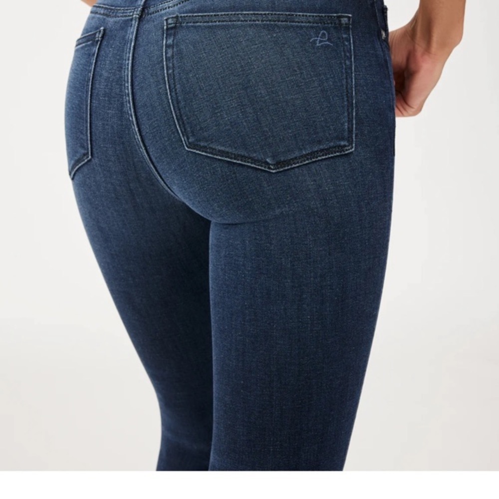 DL1961 jeans in color basil skinny - Picture 3 of 8